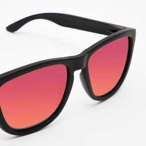 Hawkers Carbon Black Ruby One