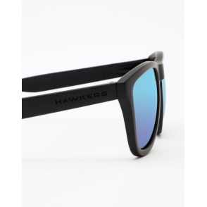 Hawkers Carbon Black Sky One